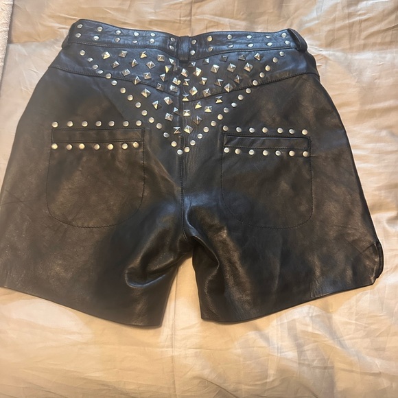 Leather studded shorts custom - Picture 3 of 9
